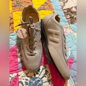 NWT Hogan Olympia Women’s Sneakers Made in Italy: Size 39.5